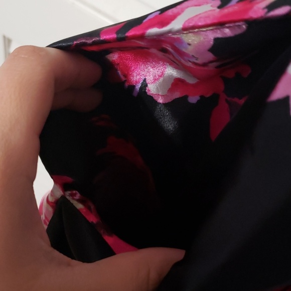 Floral attached two piece dress - Picture 3 of 6